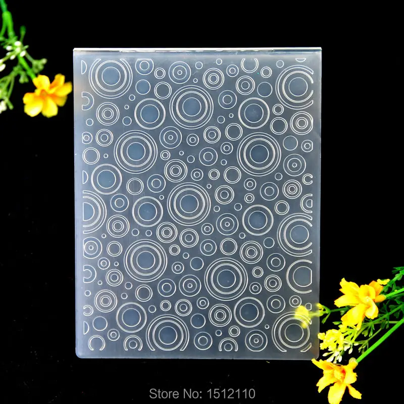 

Bubble Round Plastic Embossing Folder For Scrapbook DIY Album Card Tool Plastic Template 12.1x15.3cm KW691043