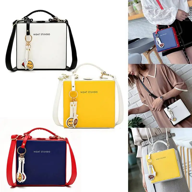 

Black white new Small Bag female version of high quality PU fashion beautiful printed letters pendant shoulder diagonal diagon