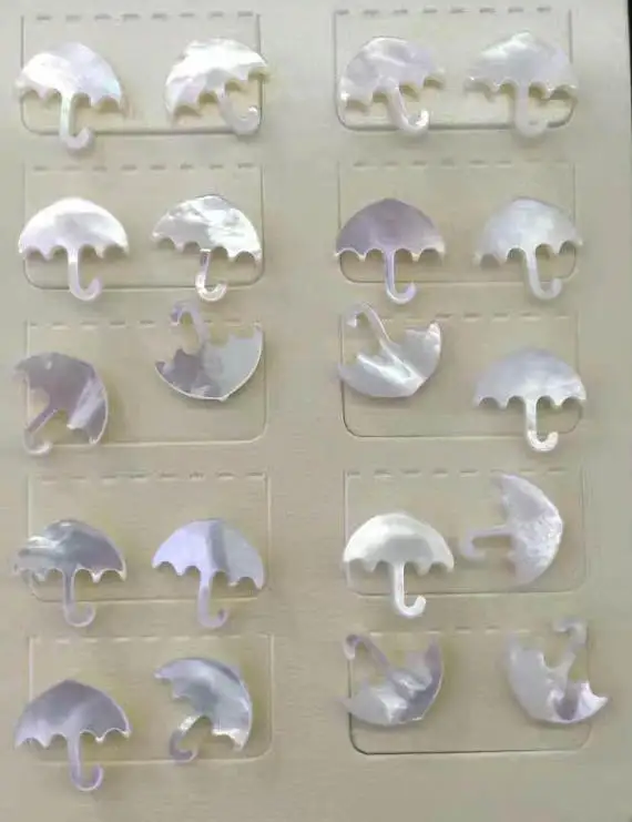 

24pcs Gergous MOP Shell Cabochons snowtree umbrella cross bear heart rectangle flower 8-12mm animals white shell Beads shell jew