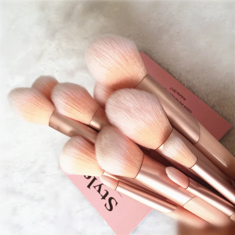 7pcs Rose Gold Handle Makeup Brushes Set Foundation Powder Blush Eye Shadow Lip Brushes Face Beauty Makeup Tools Kit with Case