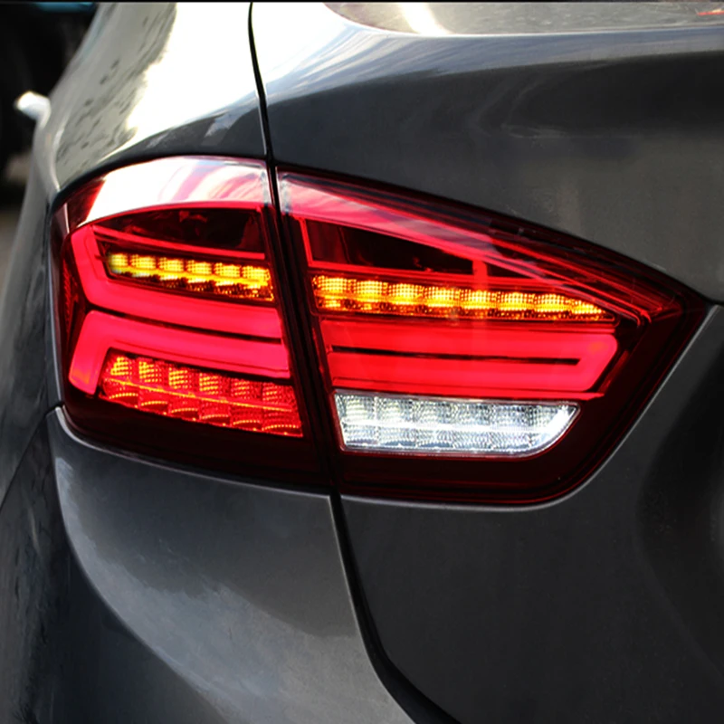 

Car Styling For Chevrolet Cruze 2017 2018 taillights LED Dynamic turn signal Taillight Rear Lamp LED Driving+Brake+Reversing