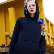 Новинка весны 18 Нерегулярные полые стерео вышивка бисером без бретелек свободный свитер с капюшоном на цветы