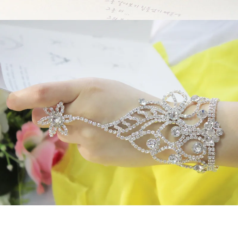 Boutique Floral Bridal Crystal Bracelet With Finger Ring CZ Rhinestone Slave Chain Link Hand Harness | Украшения и аксессуары