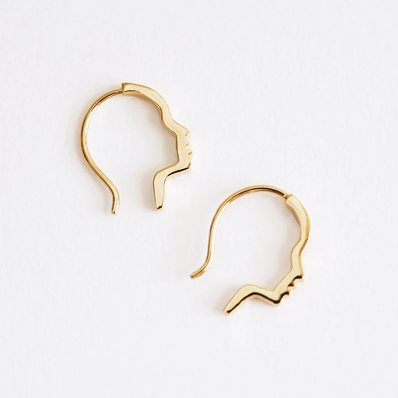 Художественный стиль полированный золотой тон мини лицо Контурные серьги-кольца для женщин Femme Bijoux