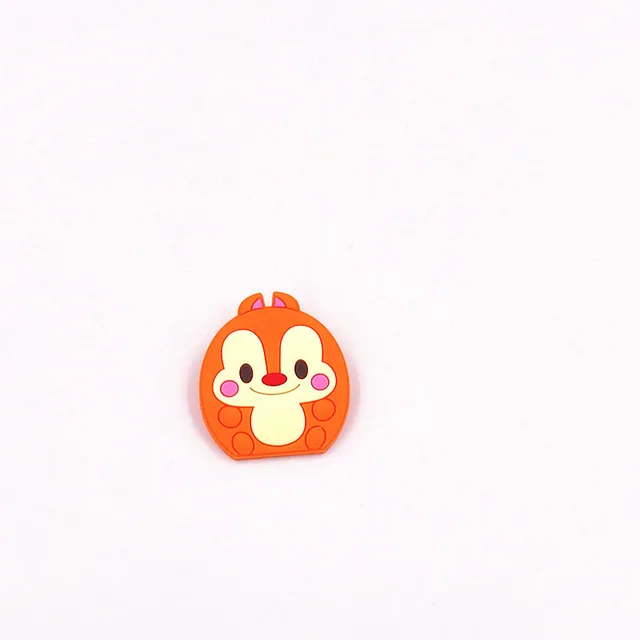 1PCS-Free-Shipping-Duck-Mickey-Minnie-Badges-Pin-Cute-Cartoon-Icon-Badges-Pins-Decoration-Brooch-Backpack.jpg_640x640 (7)
