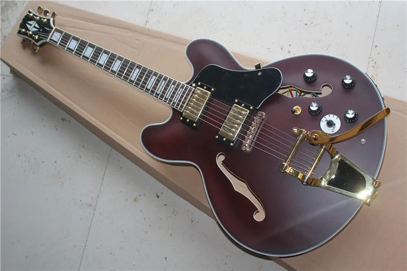 

free shipping Top quality New ES 335 Block Reissue Golden Hardware F hole body Jazz guitar with bigsby Electric Guitar 1117