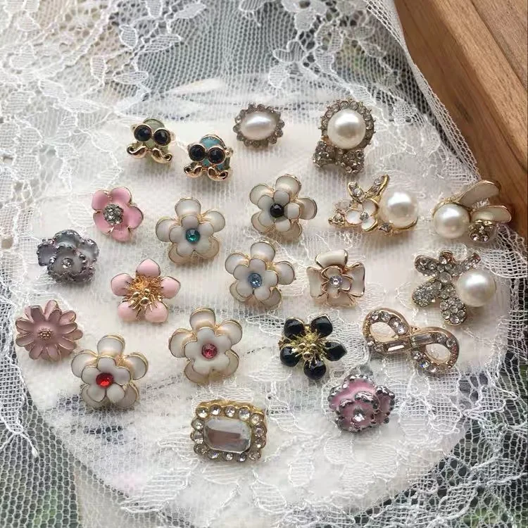 

Elegant Crystal Diamond Button DIY Knitwear Cloth Handbag Decorating