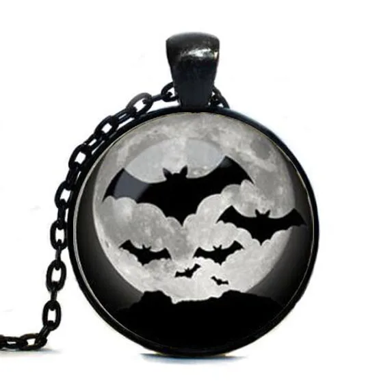 

Batman Necklace Halloween Bat necklace Full Moon pendant Halloween Trick or Treat Steampunk Bronze chain vintage women Jewelry