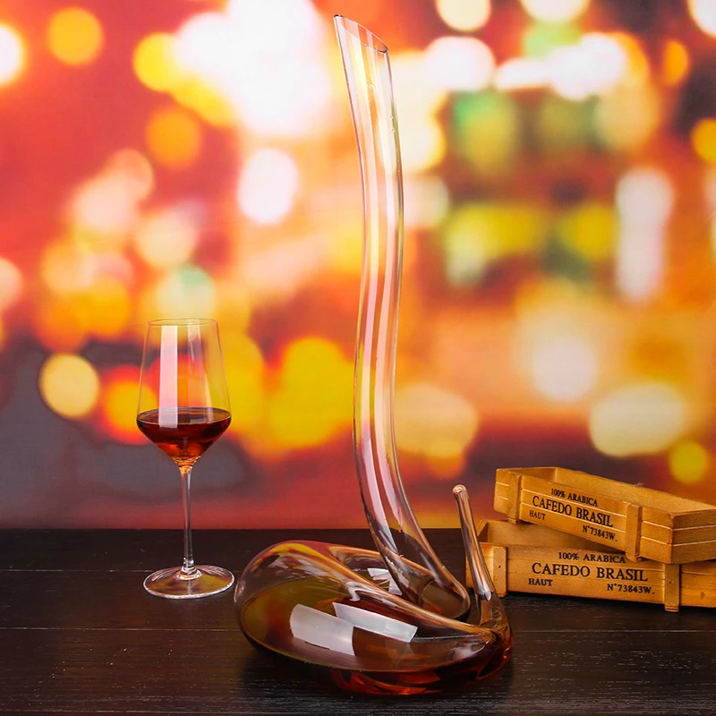 Crystal Glass Red Wine Decanter Lead free Transparent Snake Brandy