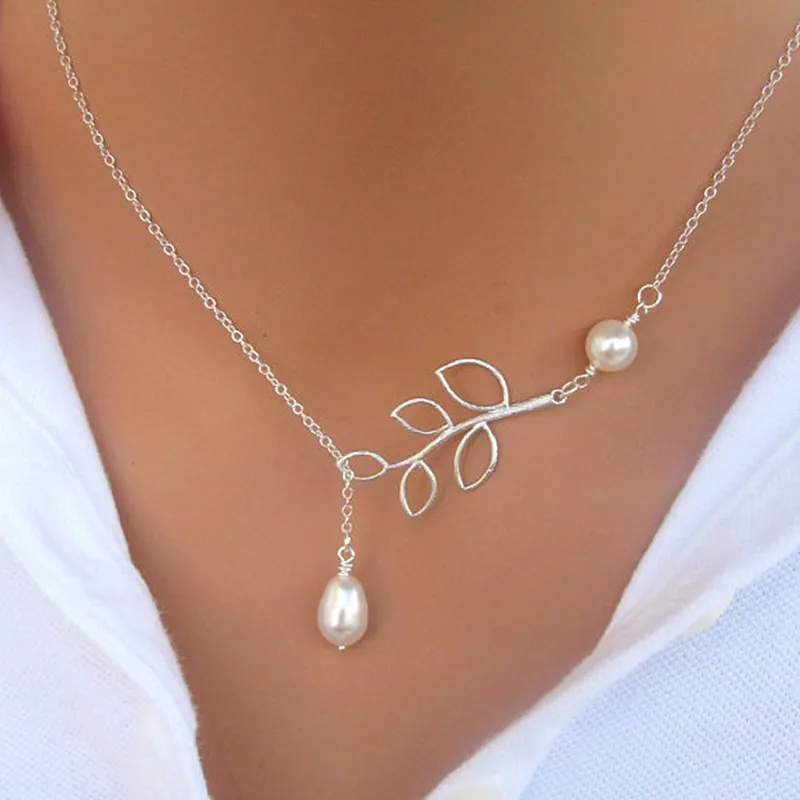 N617 Fashion Pearl Pendant Necklace Fashion Leaf Imitation