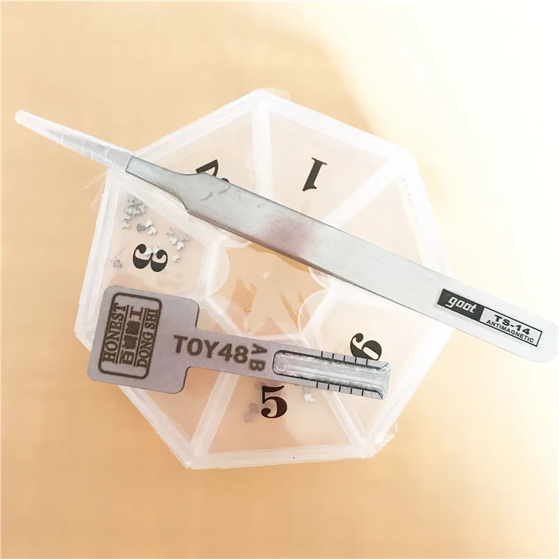 

Original Honest TOY48 car key moulds for Car Key Profile Modeling for Toyota/Lexus car key duplicating(one box)
