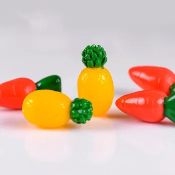

10pcs/bag Resin Radish Pineapple Models Cartoon Anime Figure Succulents Mini Decoration DIY Creative Crafts Material Figma Toys