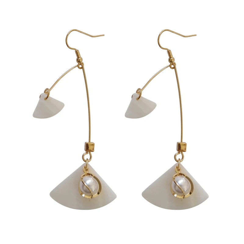 

Minimalist creative earrings wholesale Korea irregular fashion female fan shell pendant earrings ladies jewelry wholesale