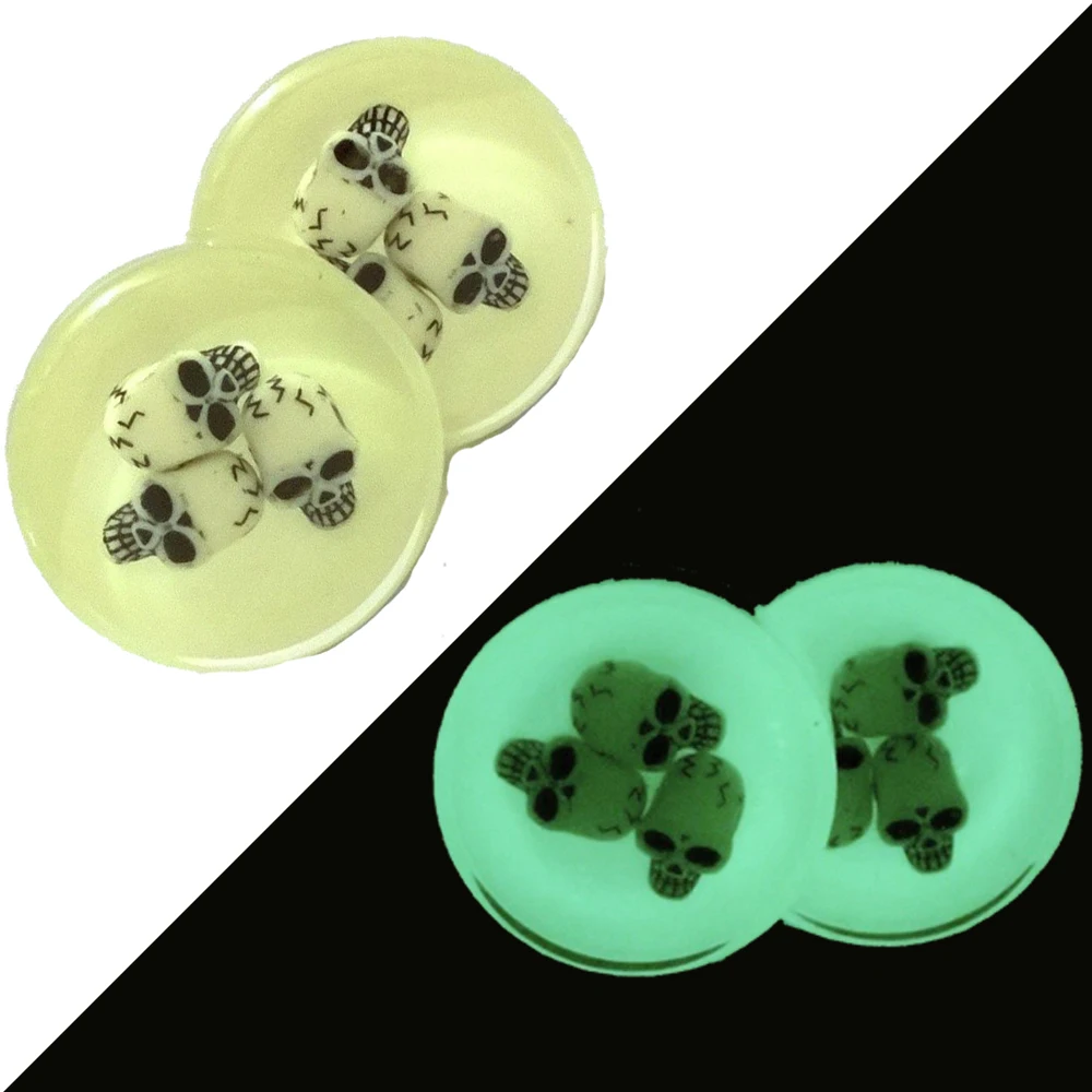 

Pair 3D Skulls Acrylic Glow in the Dark Ear Gauges Saddle Plugs Flesh Tunnels Expander Piercing Ear Stretching Jewelry