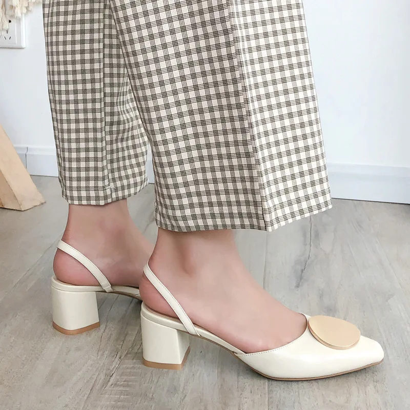 

2019 Summer Shoes in Pointed toe Ankle Strap Fashion Button Sandals Women with Square High Heel PU Leather Shoes