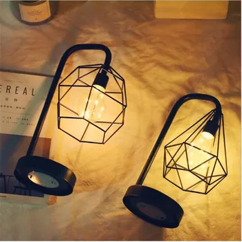 

Novelty Retro Iron Art Minimalist Hollow Diamond Table Lamp AA Battery Reading Lamp Night Light For Bedroom Bedside Decor Lamp