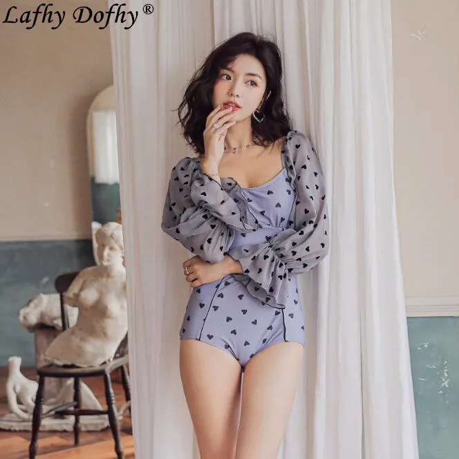 

The new siamese triangle cover belly slim small chest gather sexy korea style vacation small fresh heart-shaped swimsuit 824