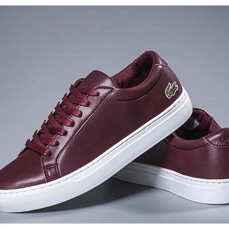 2019 Hot Sport Shoes comfortable Male Flats Breathable Wear Resistant Summer Men Lightweight Skateboarding Sneaker High Quality