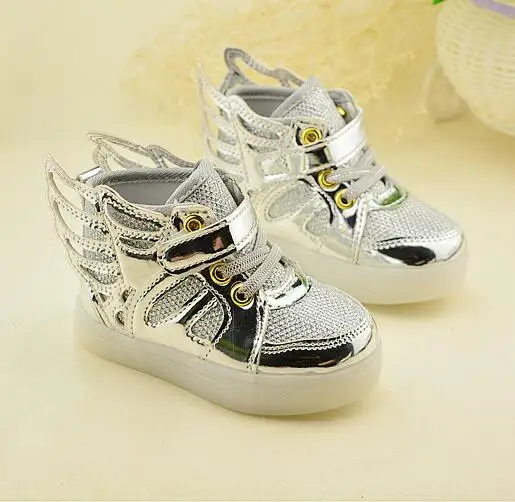 Детская обувь со светящимися кроссовками для детей; светящаяся Спортивная обувь со светодиодной подсветкой; обувь для мальчиков и девочек с крыльями; размеры 21-25 - Цвет: Серебристый