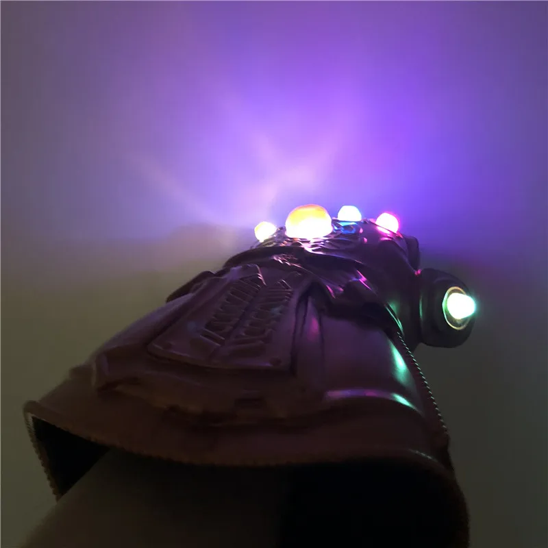 1:1 светодиодный светильник Thanos Gauntlet военные Косплей Перчатки ПВХ экшн-модель игрушки подарок на Хэллоуин Детский подарок