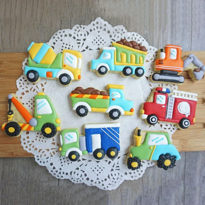 

8pcs Cartoon Car Cake Mold Cutters Truck Biscuit Cookie Molds Fondant Molds Chocolate Cake Embossing Baking Mold Cake Cutters