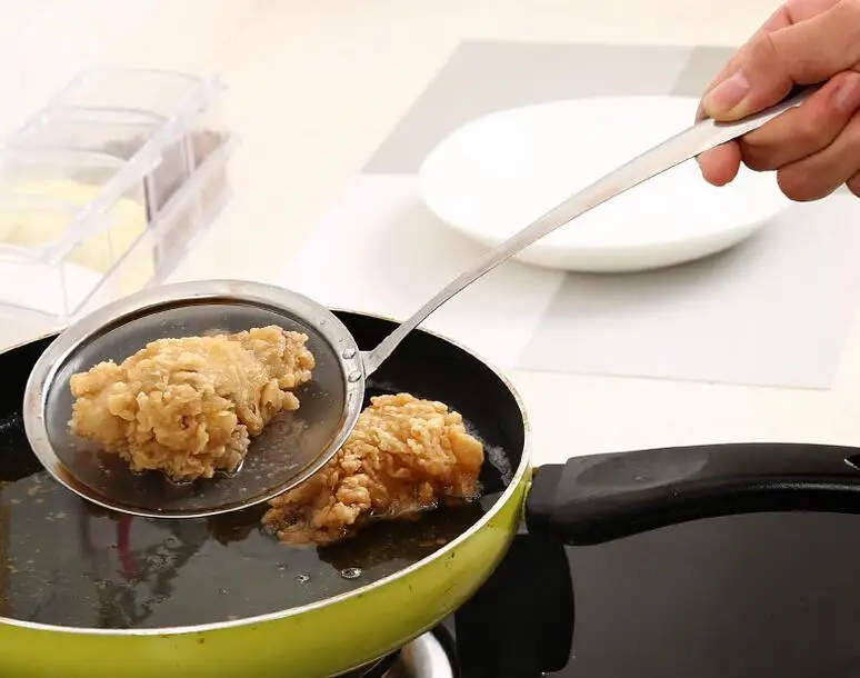 HOMETREE 1 Pcs Creative Stainless Steel Colander Filter Fried Chicken Oil Spoon Fine Mesh Colander Sifter Kitchen Gadgets H455