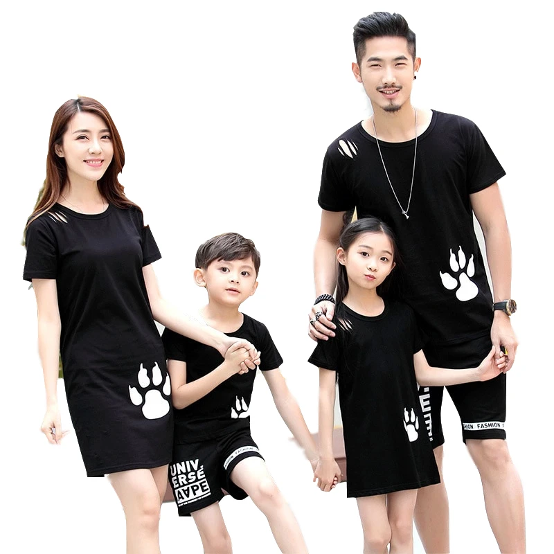 

Family Matching Clothes Father Mother Daughter Son Mom Mommy And Me Clothes Tshirt Pants Dress Couple Family Look Outfits
