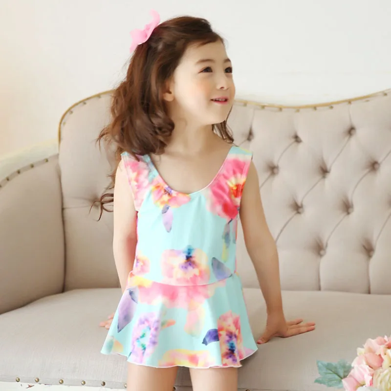 600 Koleksi Model Baju Rok Korea Terbaik