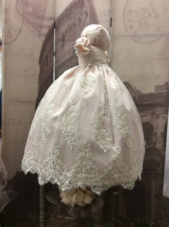 

New Blush Beaded Lace Infant Girl Christening Gown Baby Girls Toddler Christening Dress Long Baptism Gown With Bonnet
