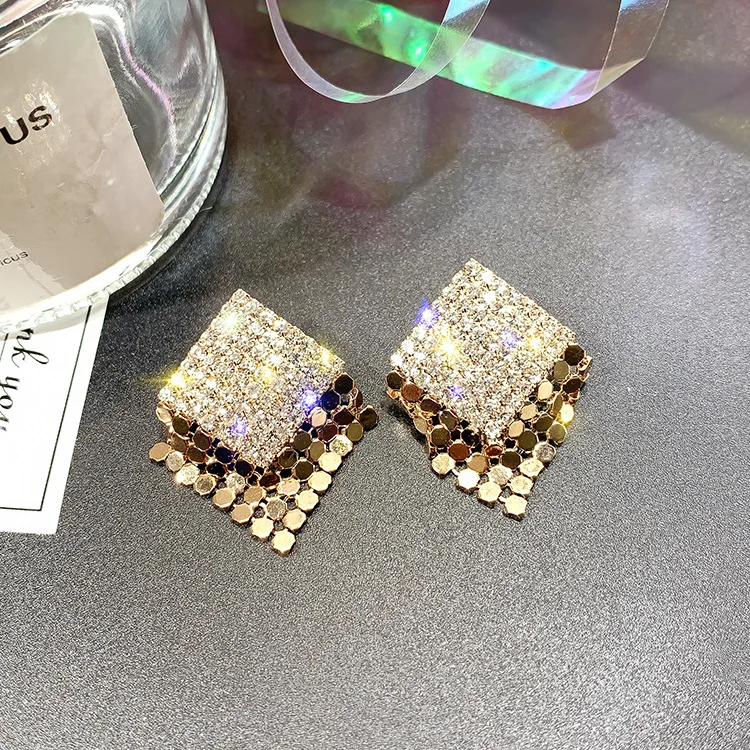 

S925 silver needle simple water drill sequin earrings European and American fashion square earrings joker temperament earrings