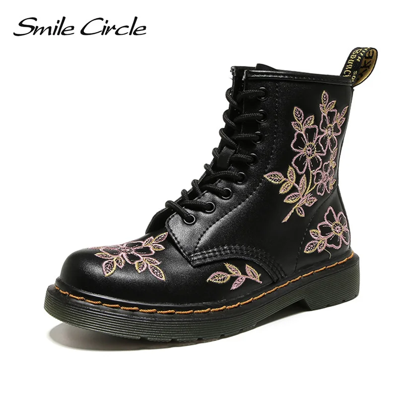 Comprar Smile Circle tobillo botas mujer zapatos planos otoño nuevo cuero genuino moda flor encaje up señoras motocicleta botas cortas