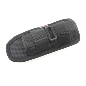 

UF-402 14.8x5.5cm 360Degree Rotatable Nylon Black Holster for Flashlight