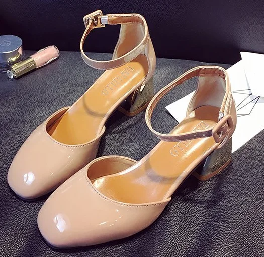 

Candy Colors Women Patent Leather Shoes OL Loafers Casual Mid-heeled Female Sweet Metal Buckle Boat Shoes Size 35-39 4559