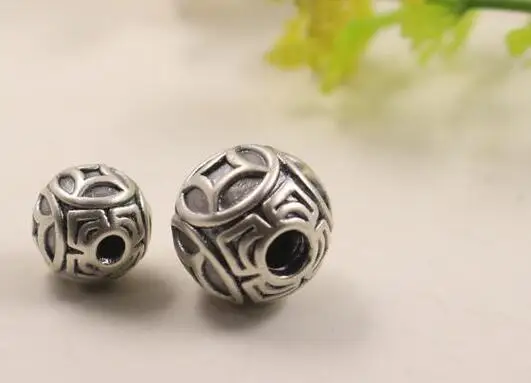3d-silver-beads009d
