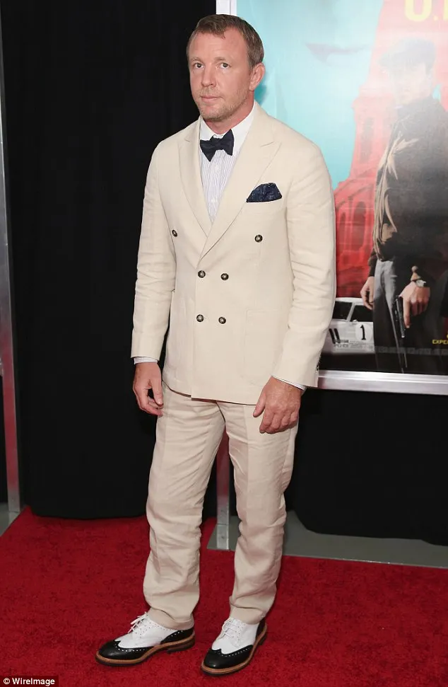 Casual Style Beige Zweireiher Leinen Herren Anzuge Fur Strand Hochzeit Nach Mass Brautigam Smoking Brautigam Anzug Jacke Hosen Bridegroom Suit Men Style Suitmen Suit Aliexpress