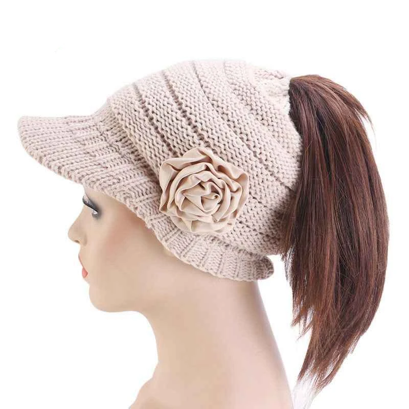 

WZCX 2019 Fashion Flower Solid Color Keep Warm Knitted Hat Casual Tide Vintage Autumn Winter Horsetail Cap Women'S Hat