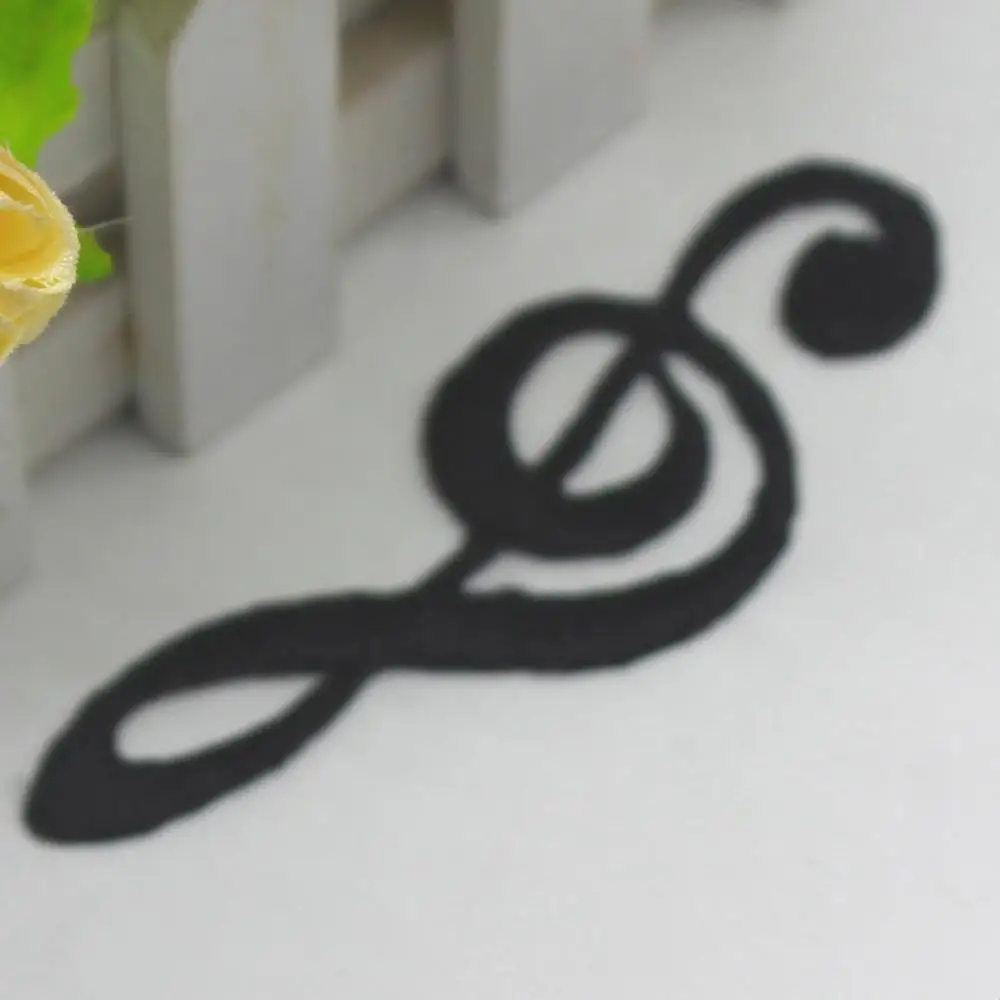 YACKLASI 5 шт./лот нот Аппликация Черная музыкальная символика золотая вышивка аппликация Железная на патчи 10-3,5 см
