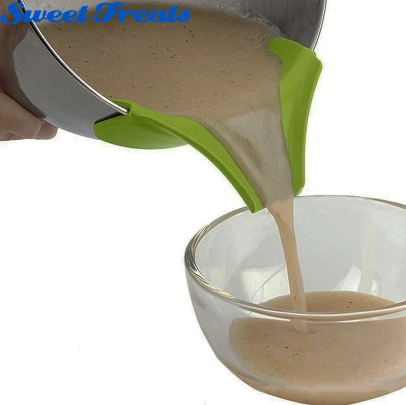 

Sweettreats Silicone Slip On Non-Drip Pouring Spout,Mess Free for Pots, Pans and Bowls