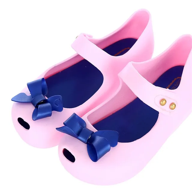 Summer Soft Leather Girl Sandal 2017 Fashion Buckle strap