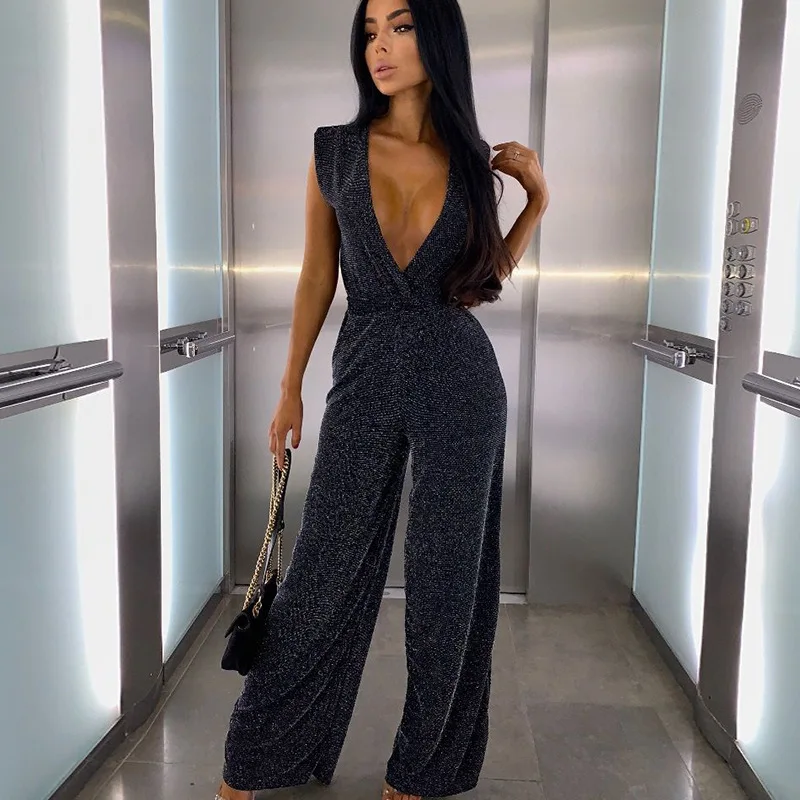 

2019 Europe and the United States spring and summer new hot black color gold wire big trumpet deep V season girdle jumpsuit