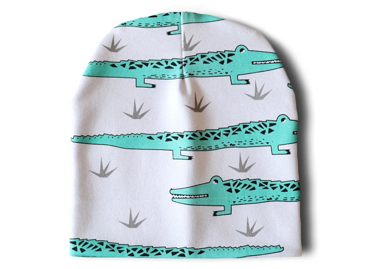 a cap for a girl B16 7
