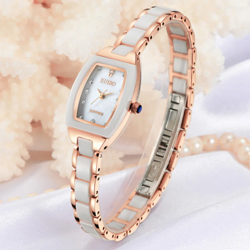 Luxury Gold Women Quartz Sapphire Watches Ladies Diamond Water Resistant Watch Bracelet Simple Ceramics Wristwatch