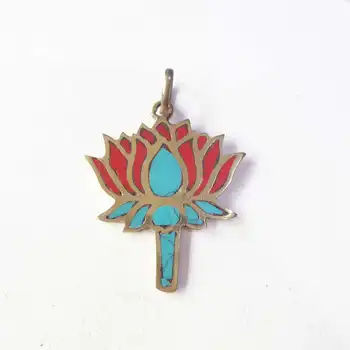 

TBP086 Tibetan Buddhist Padma Amulet Brass inlaid Green Turquoies Pendants