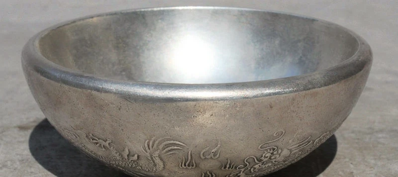 

4"Marked Chinese Palace Dynasty Miao Silver Auspicious 3 Dragon Ball Statue Bowl