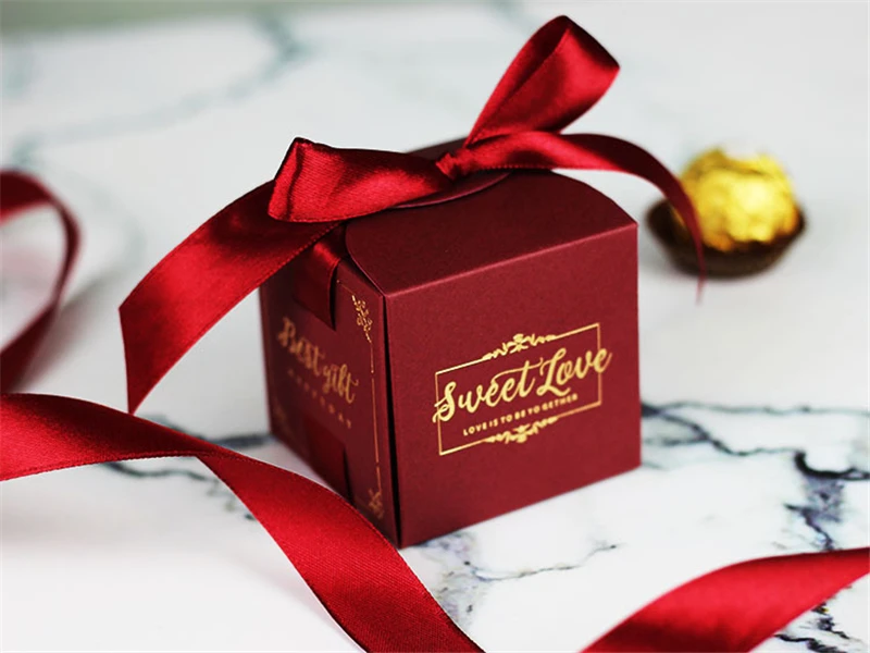 4 10pcs Gift Box Square Red Green Bronzing Candy Bag Wedding Favors Gift Ribbon Box Packages Birthday Party Favor Paper Bags 