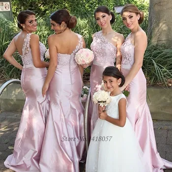

Cheap Pink Bridesmaid Dresses Long Mermaid Wedding Party Dress Lace one Shoulder Buttons Vestido Longo de Festa de Casamento