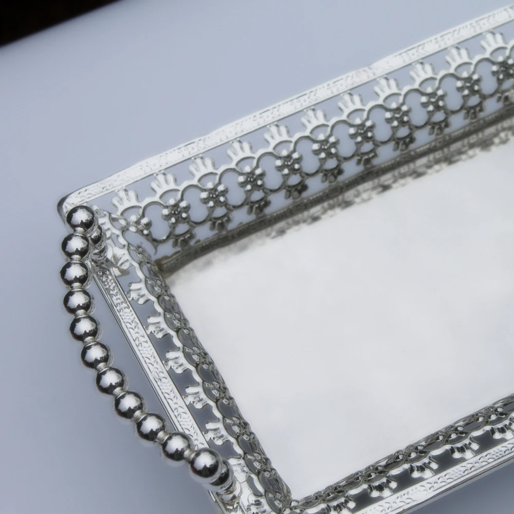 Luxury Shiny Silver Finish Metal Tray Hollow Snack plate Cake Stand