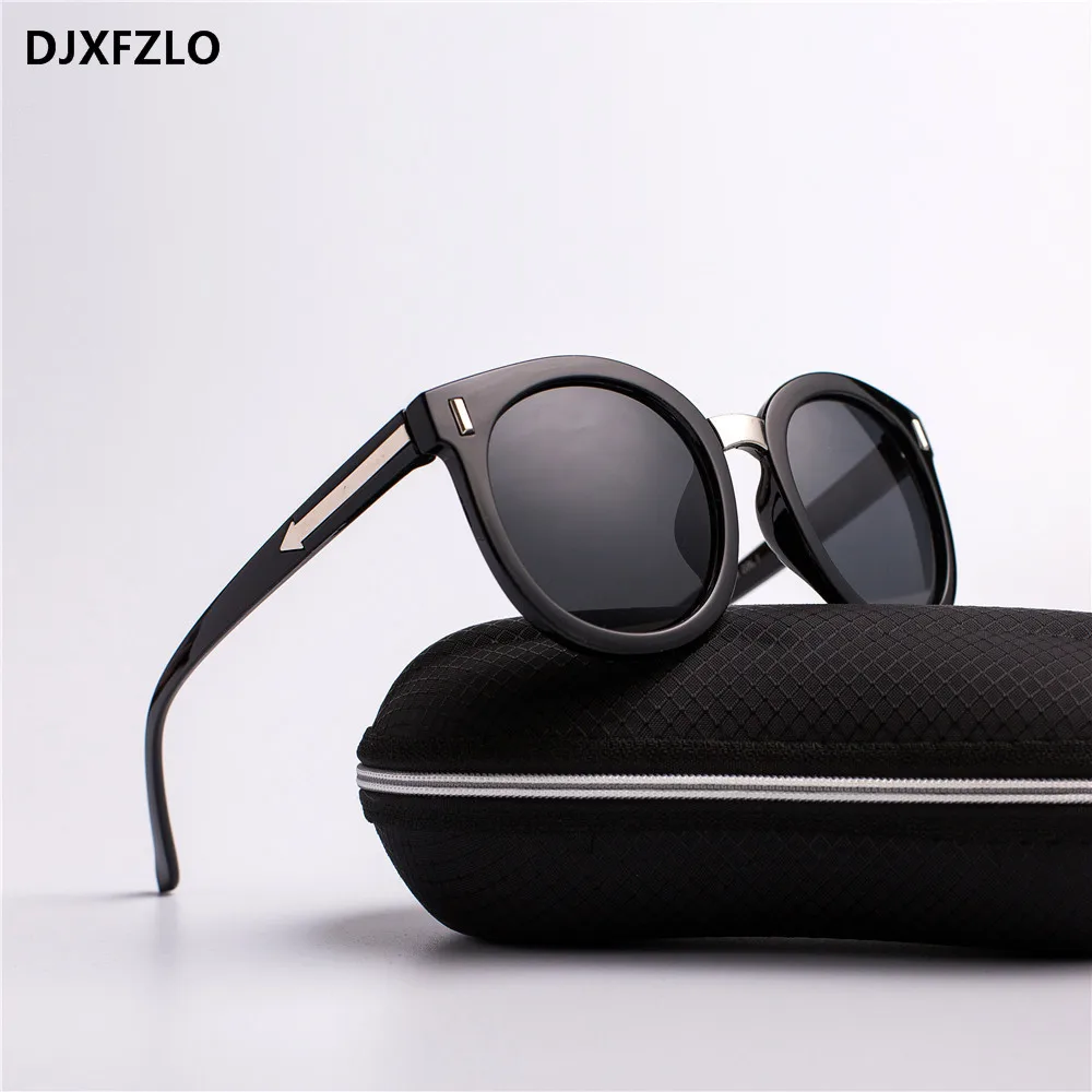 

DJXFZLO Unisex Fashion Arrow Classic Sunglasses Women Brand Designer Rivets Reflective Retro Female Sun Glasses Oculos De Sol