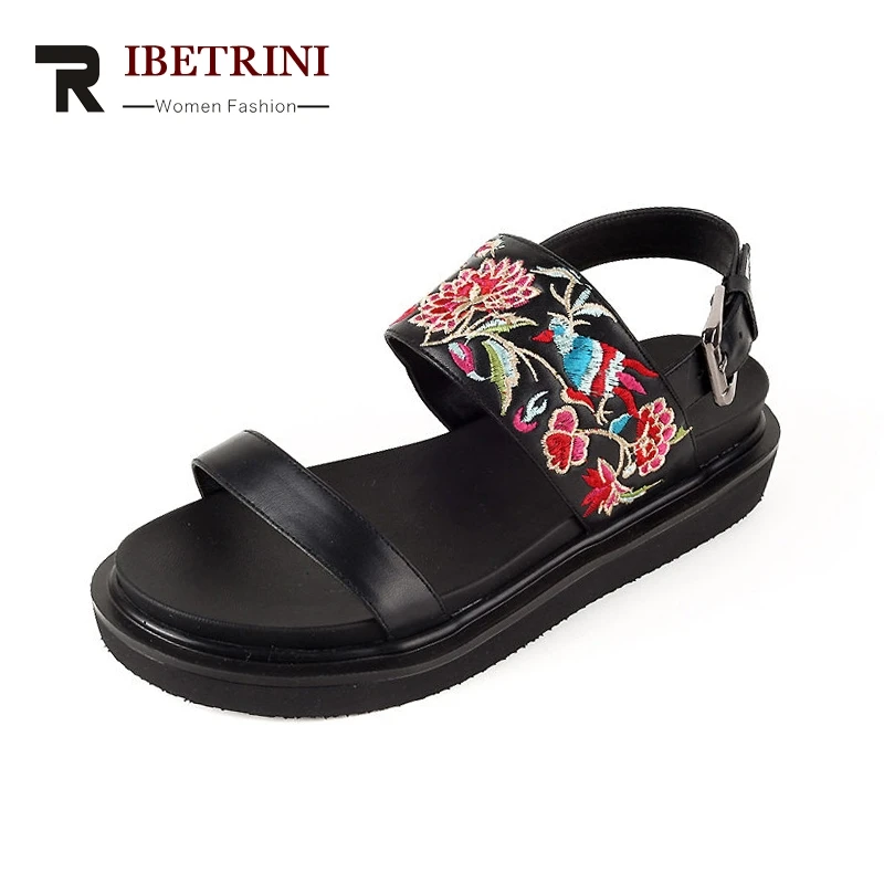 

RIBETRINI 2018 Summer Brand Genuine Leather Women Sandals Ethnic Embroider Shoes Woman Low Heels Platform Women Shoes