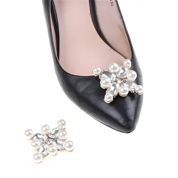 

1 Pcs Flower Clip Inserting Buckle Rhinestones Crystal Pearl Shoes Decoration Women Decorative Accessories Insert Bead Fitting
